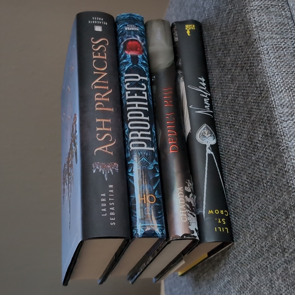 Science Fiction Fantasy YA Book Bundle B-18
